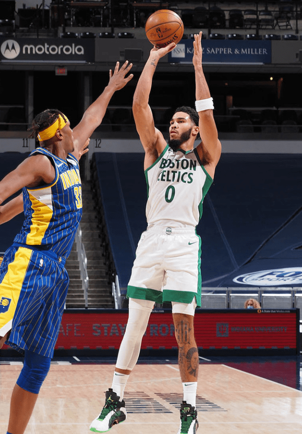 开云- 塔图姆进攻 