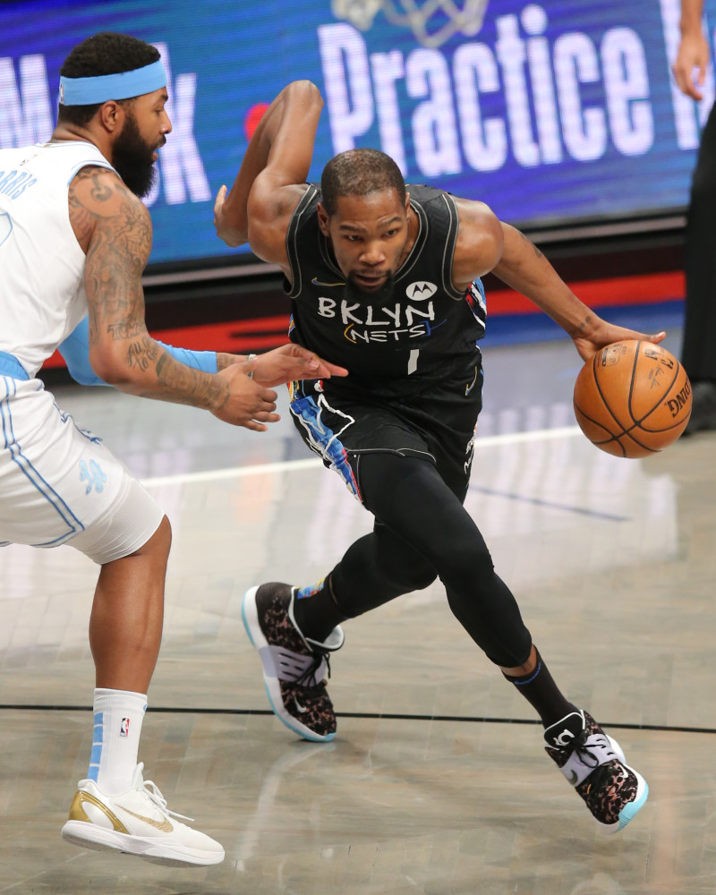 开云体育-关于穆古鲁扎爆冷击败湖人，突破纪录引爆全场！的信息