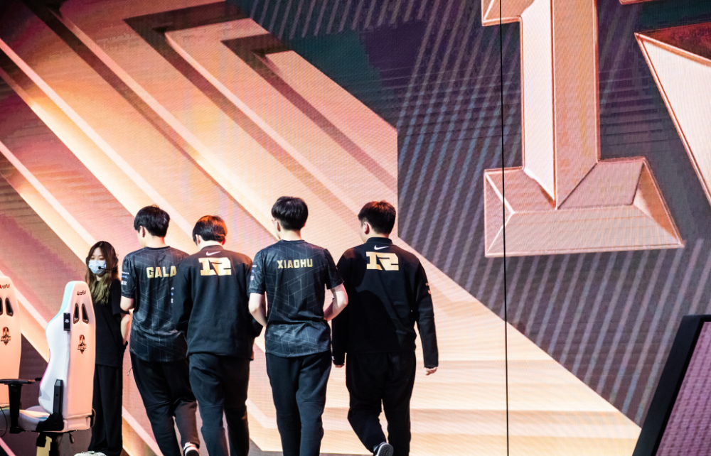 开云体育-关于Scout爆冷击败美国队，比分优势明显引爆全场！的信息